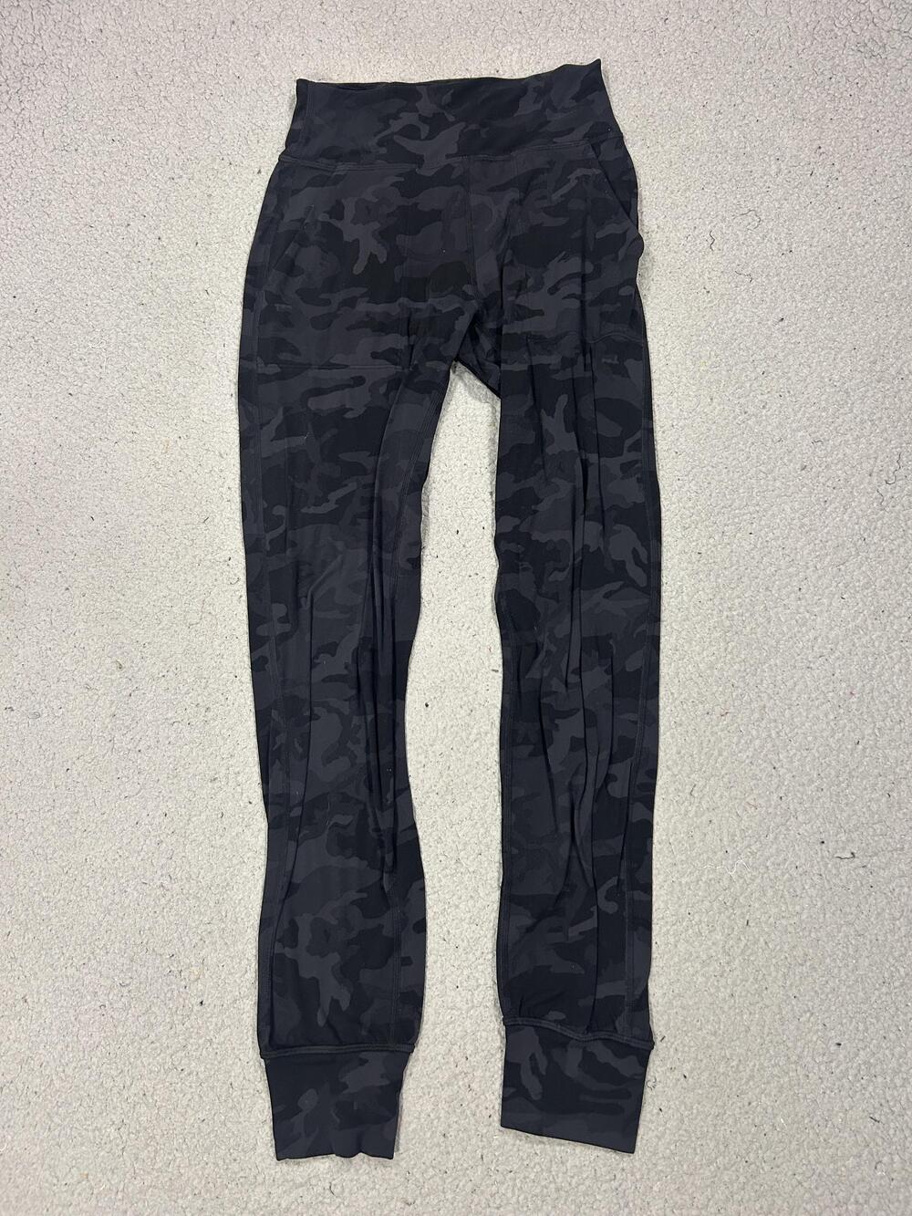 Lululemon Pants Womens 4 Black Camo Ankle Leggings Pockets Yoga Running